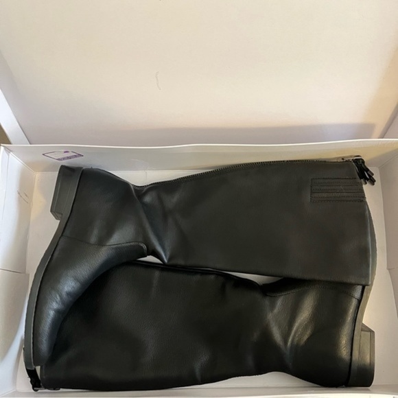 Calvin Klein Riding Boots size 6 - Picture 2 of 16